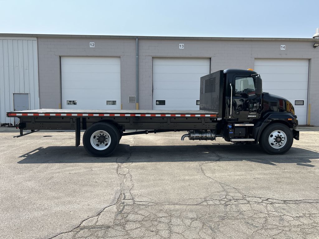 Slide images of 2026 MACK MD642