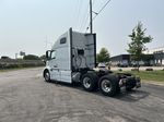 Slide images of 2026 VOLVO VNR64T660