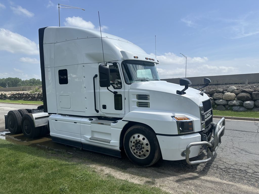 Slide images of 2020 MACK AN64T