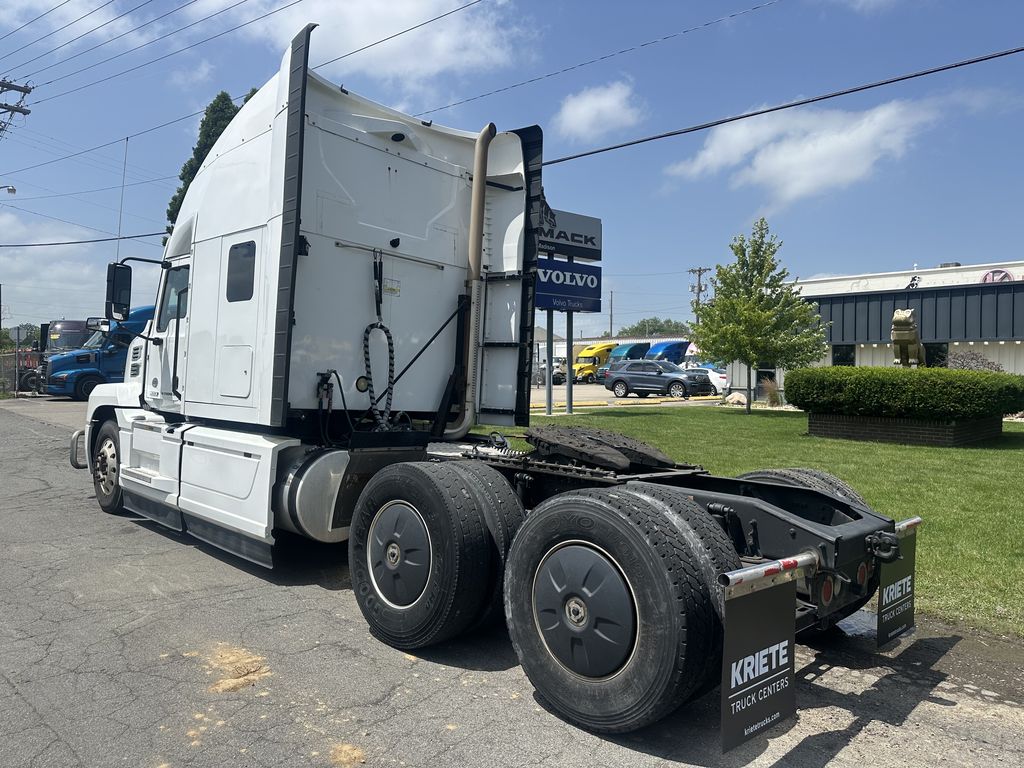 Slide images of 2020 MACK AN64T