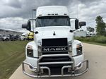 Slide images of 2020 MACK AN64T