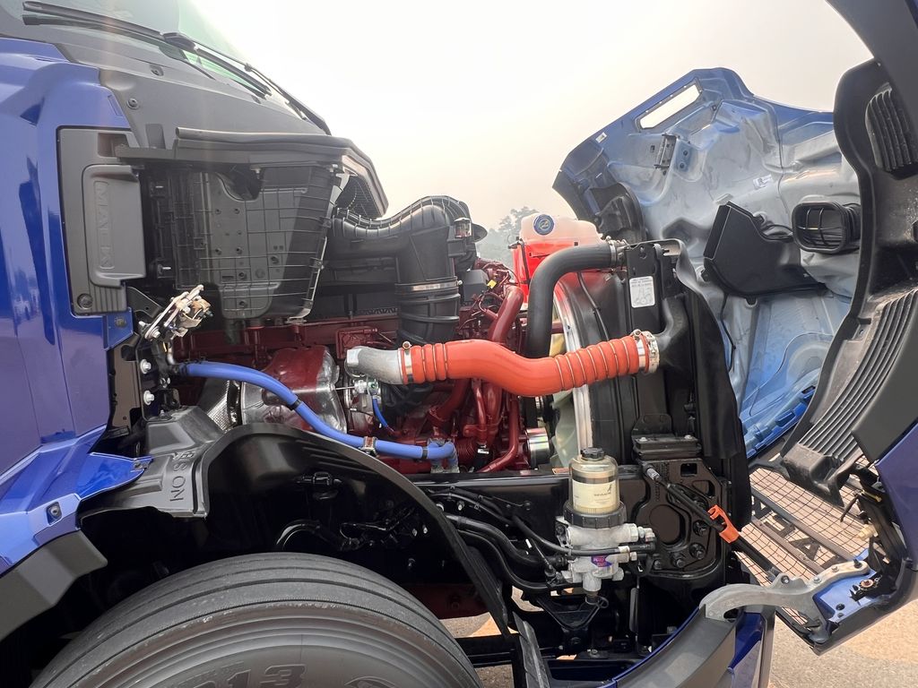 Slide images of 2026 MACK PIONEER 64T 76H