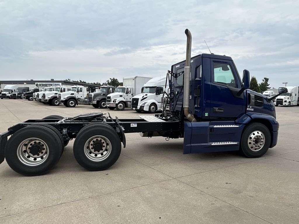 Slide images of 2026 MACK PR64T DAY CAB DEMO