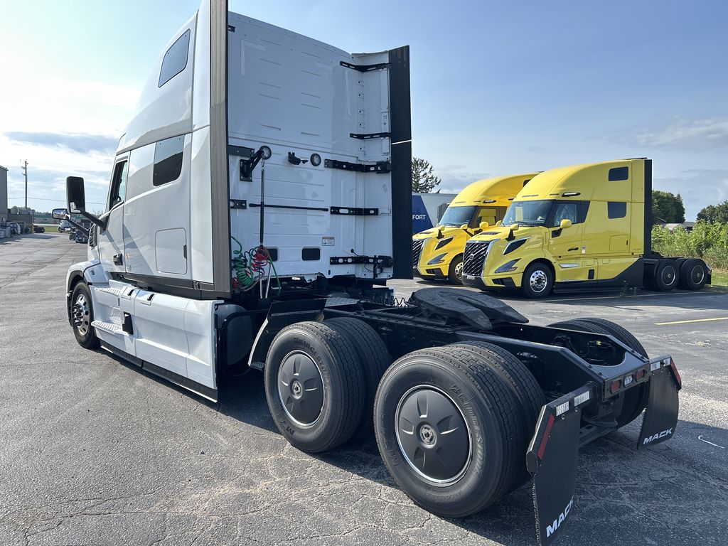 Slide images of 2026 MACK PR64T 76M DEMO