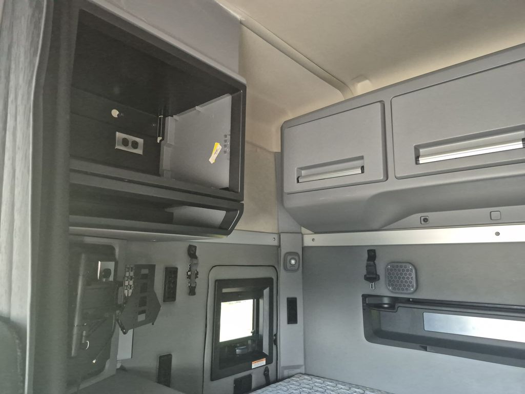 Slide images of 2023 MACK AN64T