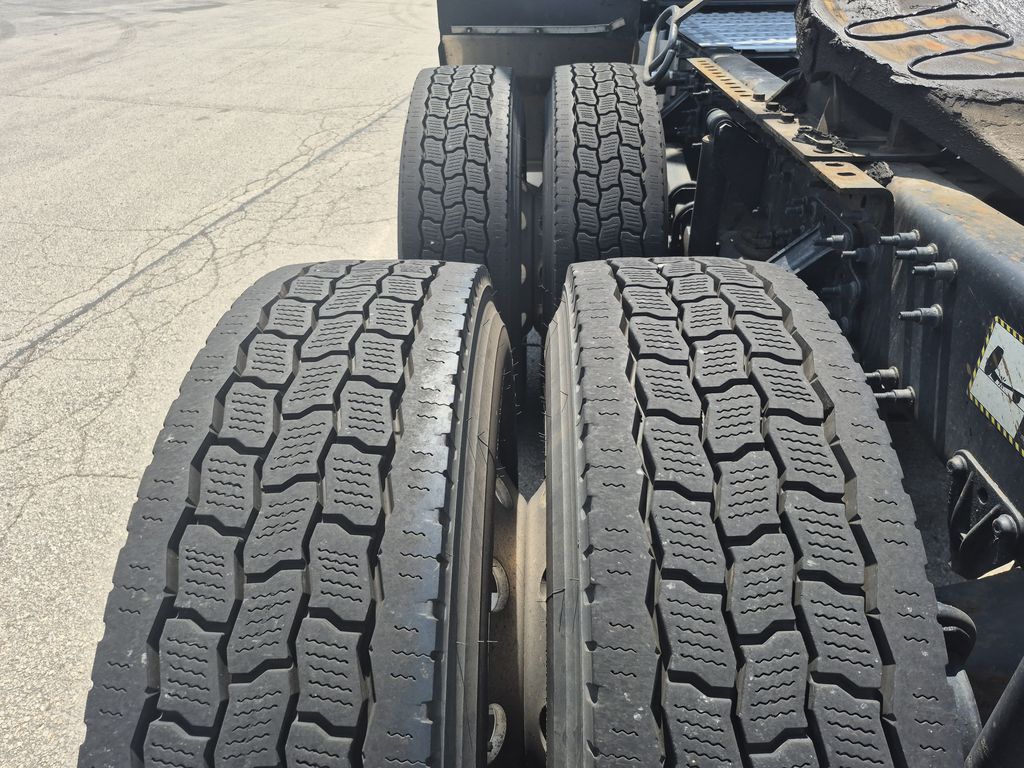 Slide images of 2023 MACK AN64T