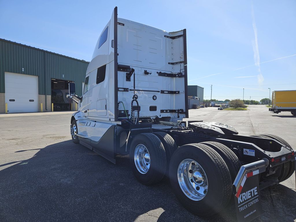 Slide images of 2027 VOLVO VNL64T860 DEMO