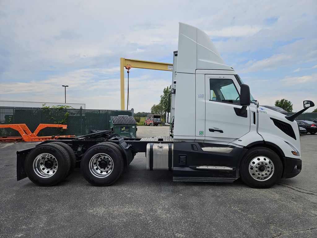 Slide images of 2027 VOLVO VNL64T300 DEMO