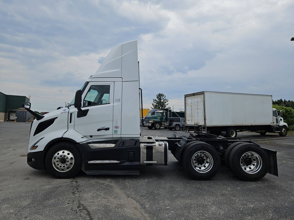 Slide images of 2027 VOLVO VNL64T300 DEMO