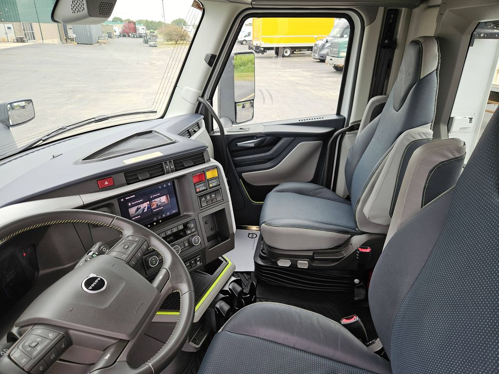 Slide images of 2027 VOLVO VNL64T300 DEMO