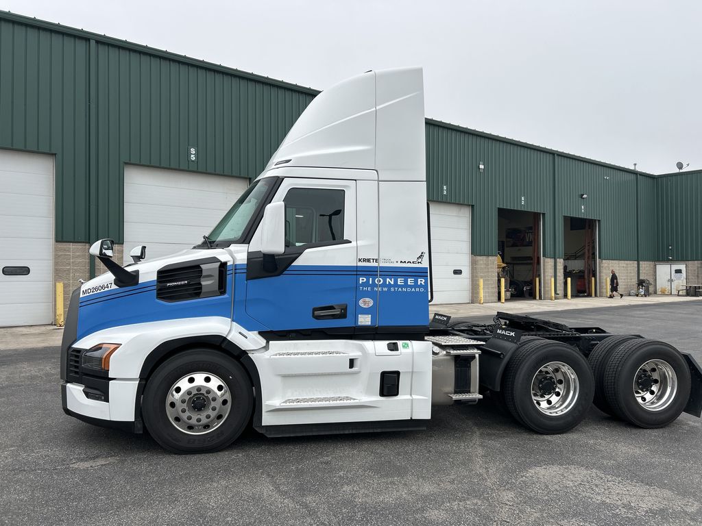 Slide images of 2025 MACK PR64T DAY CAB DEMO