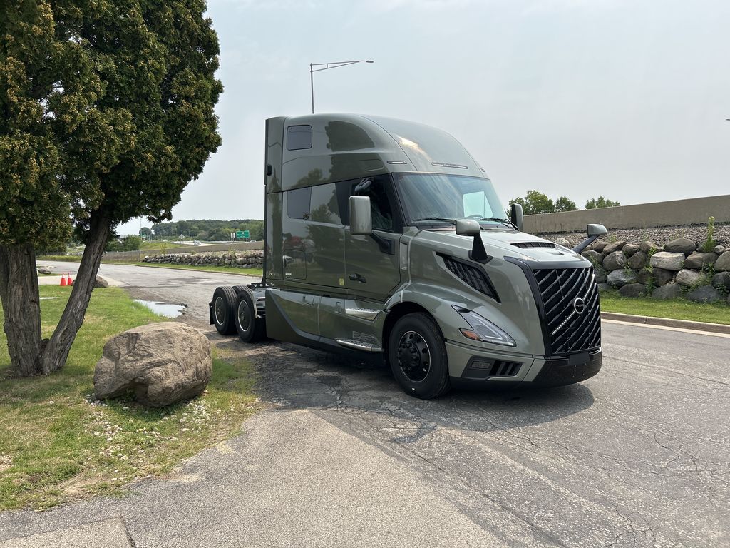 Slide images of 2027 VOLVO NEW VNL64T