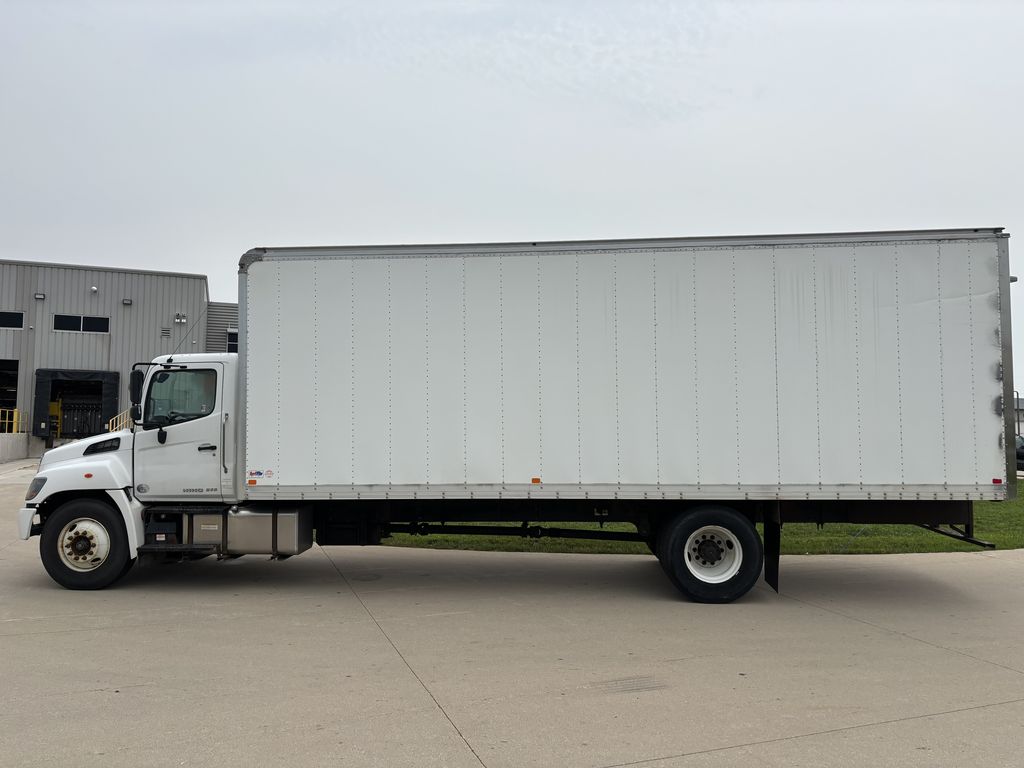 Slide images of 2020 HINO 268A