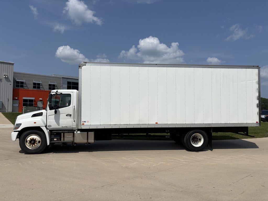 Slide images of 2020 HINO 268A