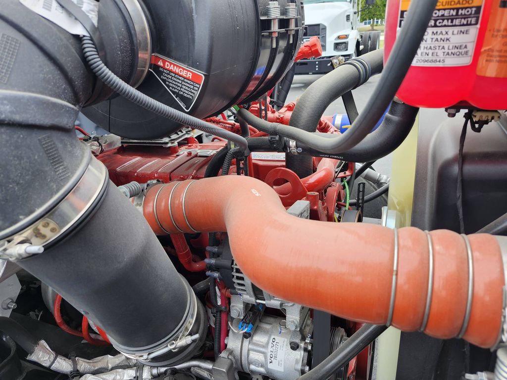 Slide images of 2026 MACK MD642