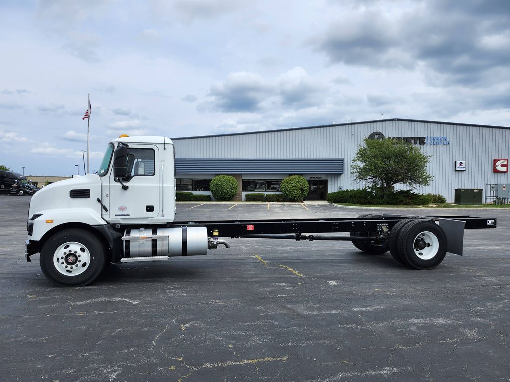 Slide images of 2026 MACK MD642