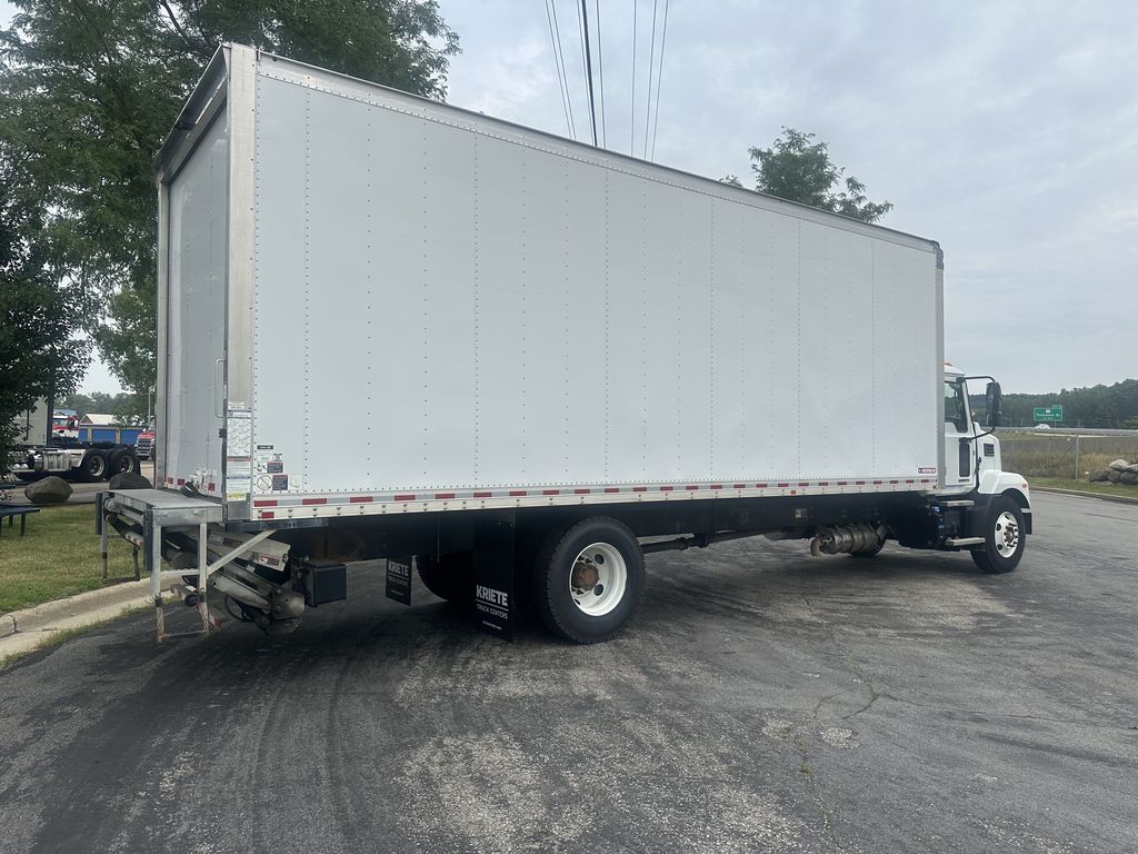 Slide images of 2022 MACK MD642