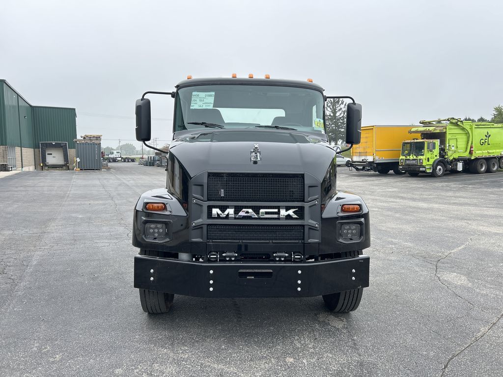 Slide images of 2026 MACK MD642