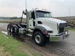 Slide images of 2027 MACK GR84B