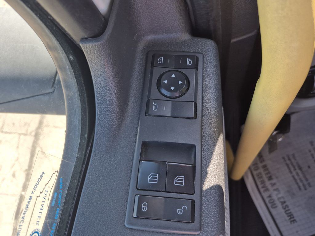 Slide images of 2022 FREIGHTLINER CASCADIA 126