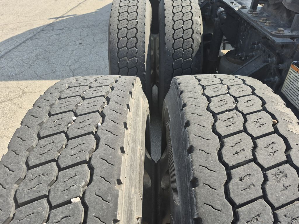 Slide images of 2019 MACK ANTHEM