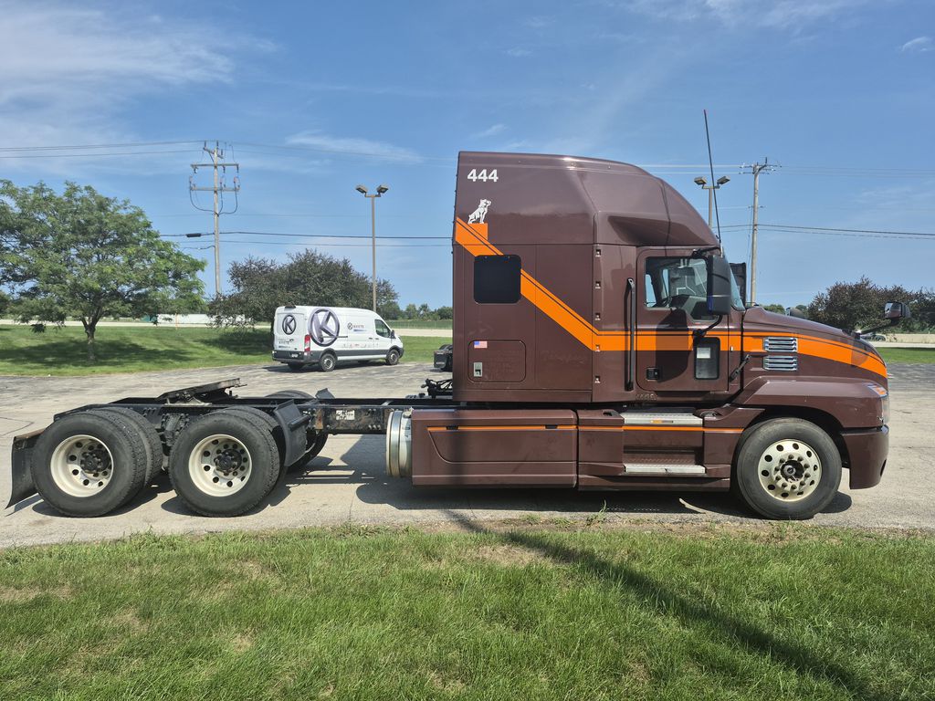Slide images of 2019 MACK ANTHEM