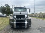 Slide images of 2021 MACK AN64T