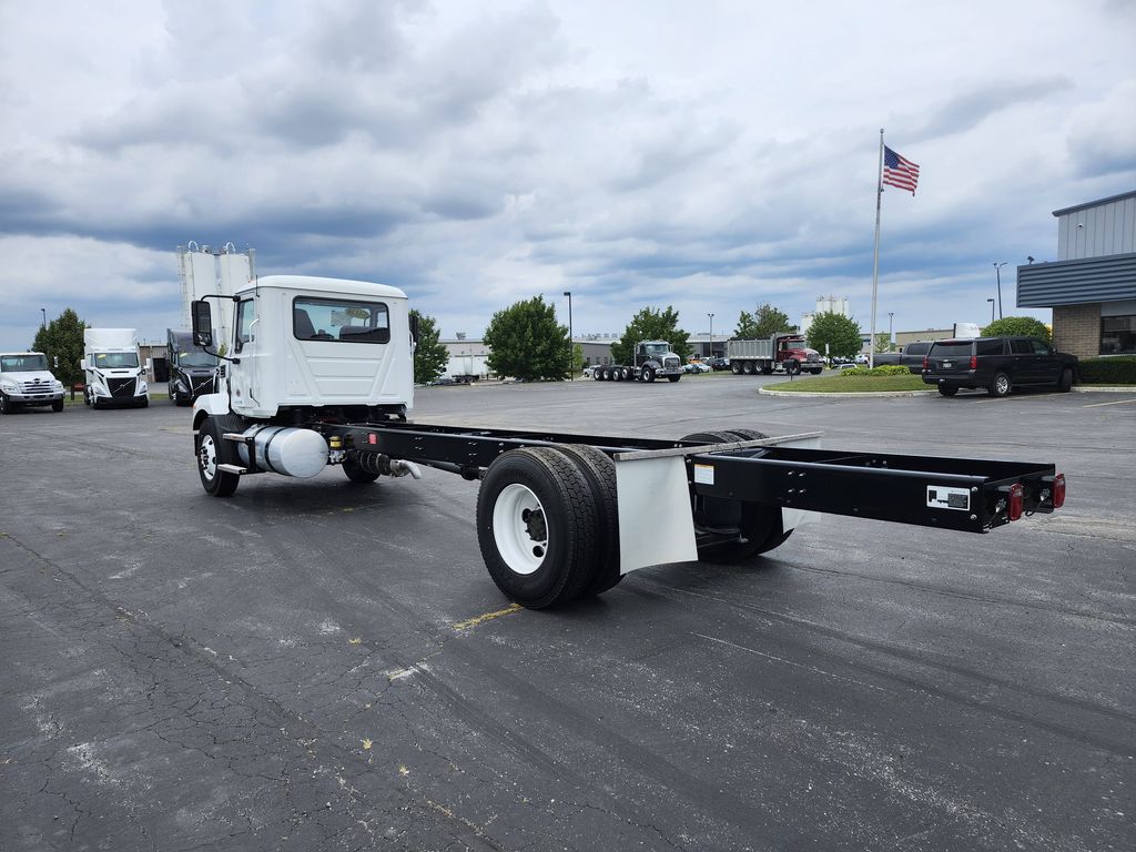 Slide images of 2026 MACK MD642