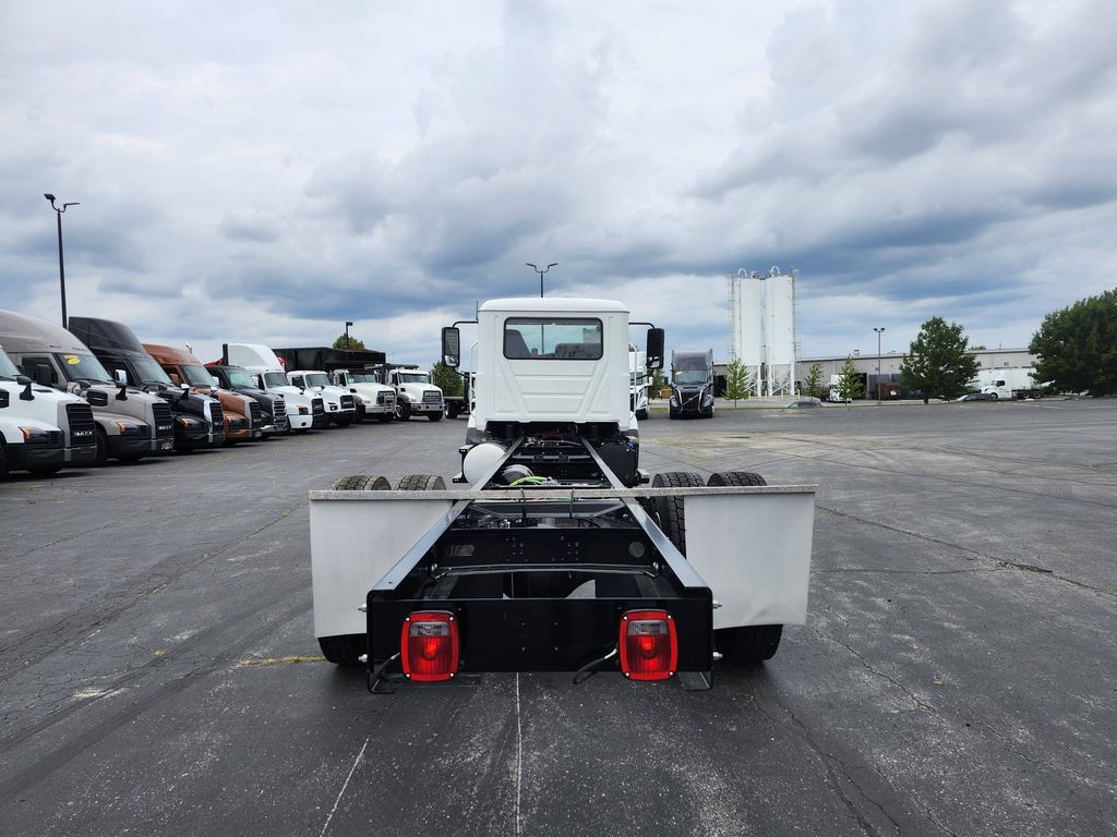 Slide images of 2026 MACK MD642
