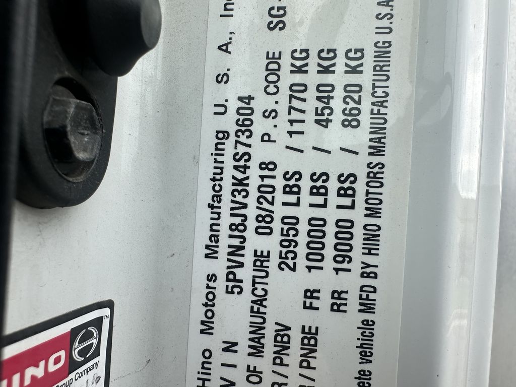 Slide images of 2019 HINO 268A