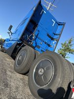 Slide images of 2027 VOLVO VNL64T860
