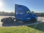 Slide images of 2027 VOLVO VNL64T860
