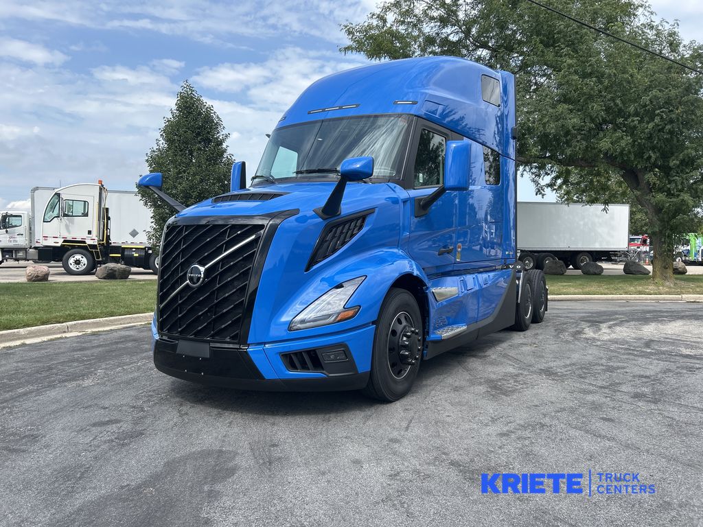 Image of 2027 VOLVO VNL64T860