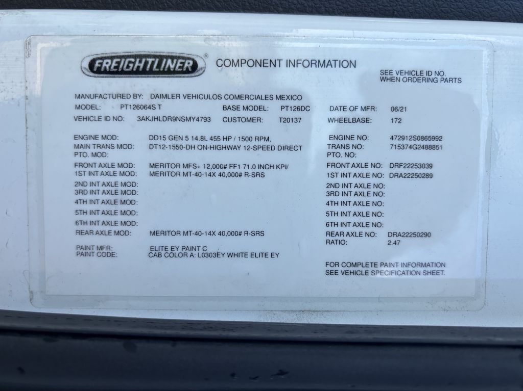 Slide images of 2022 FREIGHTLINER CASCADIA 126