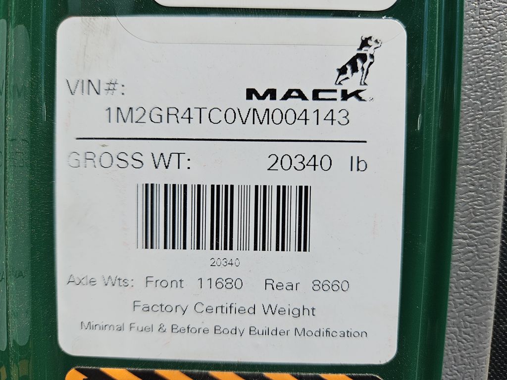 Slide images of 2027 MACK GR104B