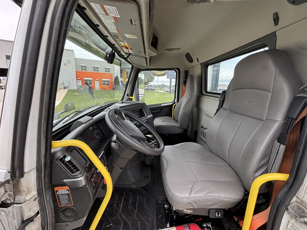 Slide images of 2023 VOLVO VNR64T300
