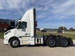 Slide images of 2023 VOLVO VNR64T300