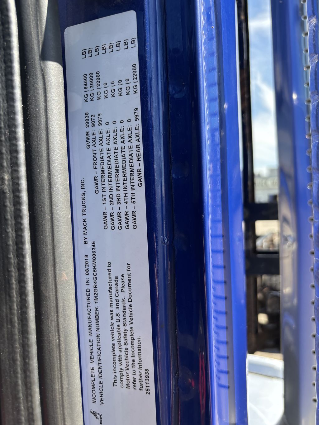 Slide images of 2019 MACK GRANITE