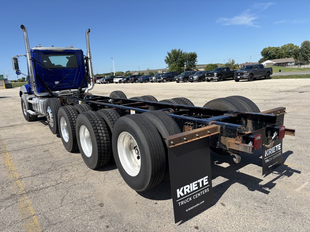 Slide images of 2019 MACK GRANITE