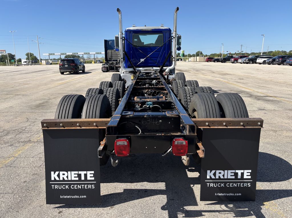 Slide images of 2019 MACK GRANITE