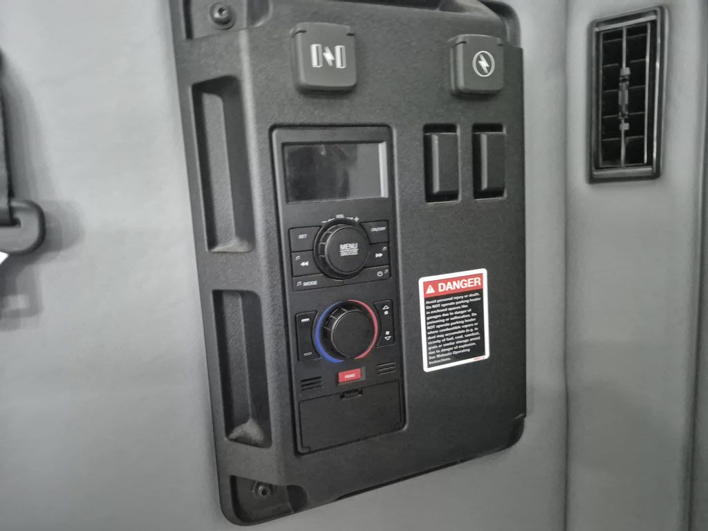 Slide images of 2021 MACK AN64T