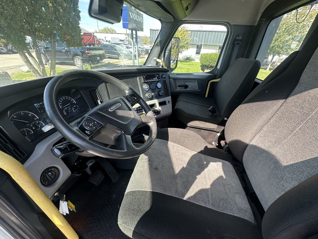 Slide images of 2022 FREIGHTLINER CASCADIA 126