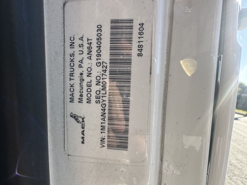 Slide images of 2020 MACK AN64T