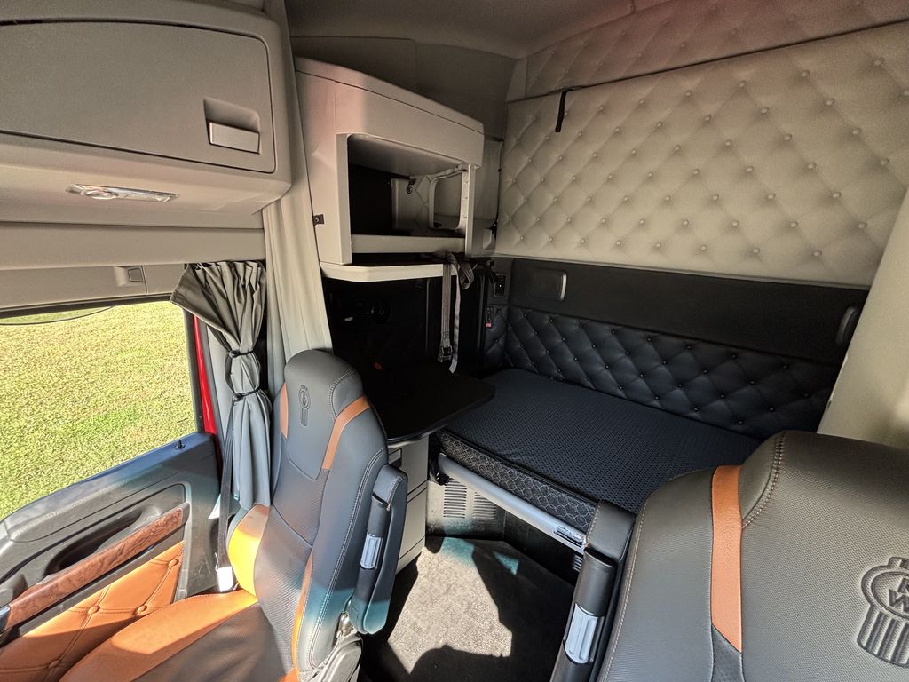 Slide images of 2024 KENWORTH T680