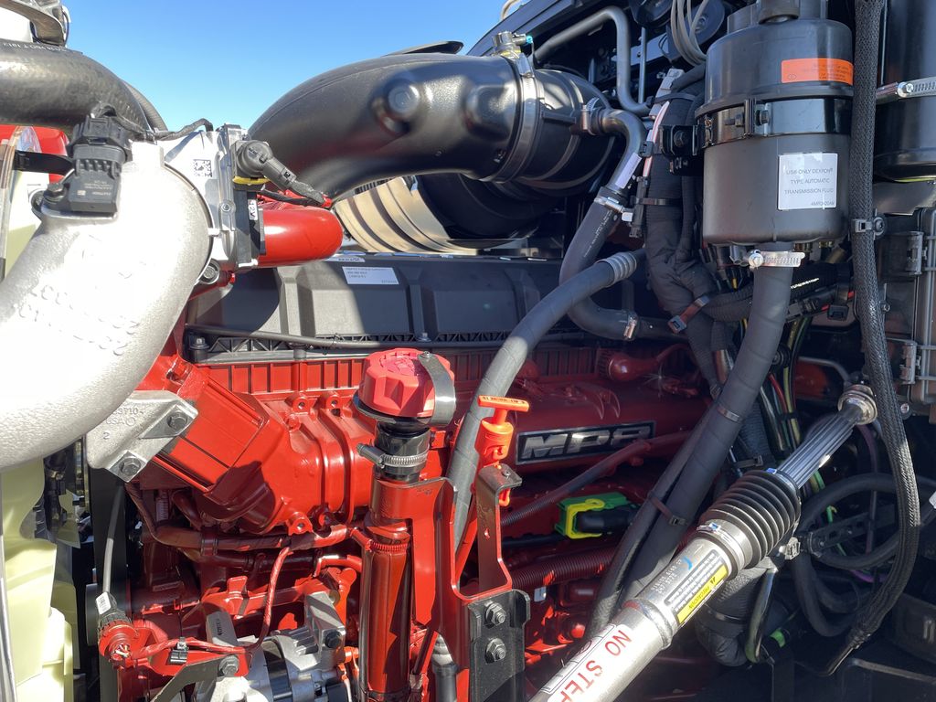 Slide images of 2027 MACK GR104B
