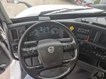 Slide images of 2020 VOLVO VNL64T760