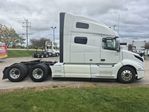 Slide images of 2020 VOLVO VNL64T760