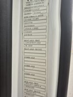 Slide images of 2020 VOLVO VNL64T760