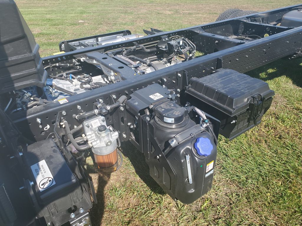 Slide images of 2027 ISUZU NPRHD