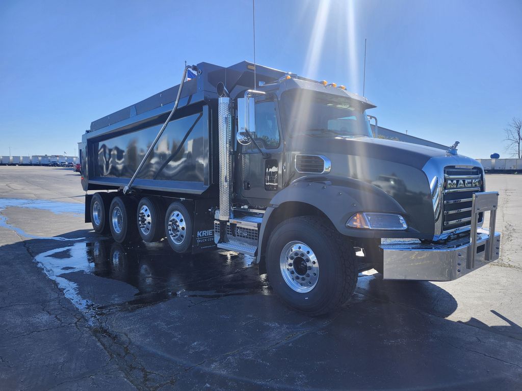 Slide images of 2027 MACK GR104B